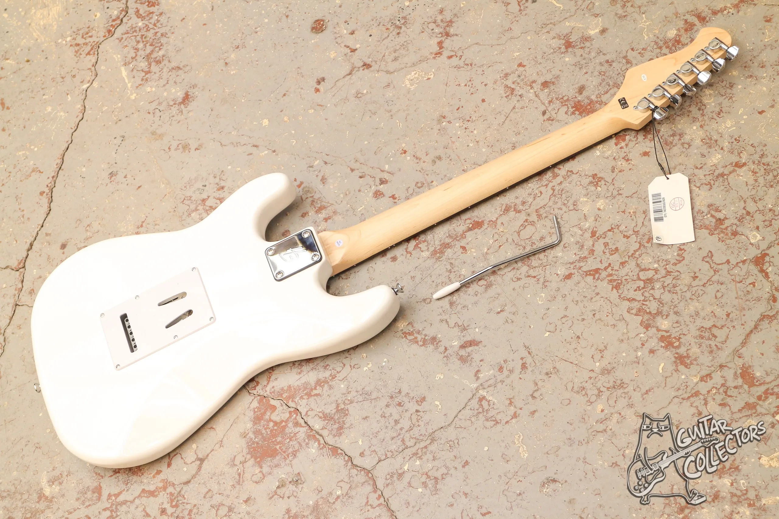 Harley Benton ST-20 WH Standard Series NEW