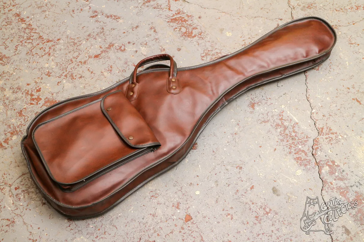 Кожаный чехол для электрогитары
