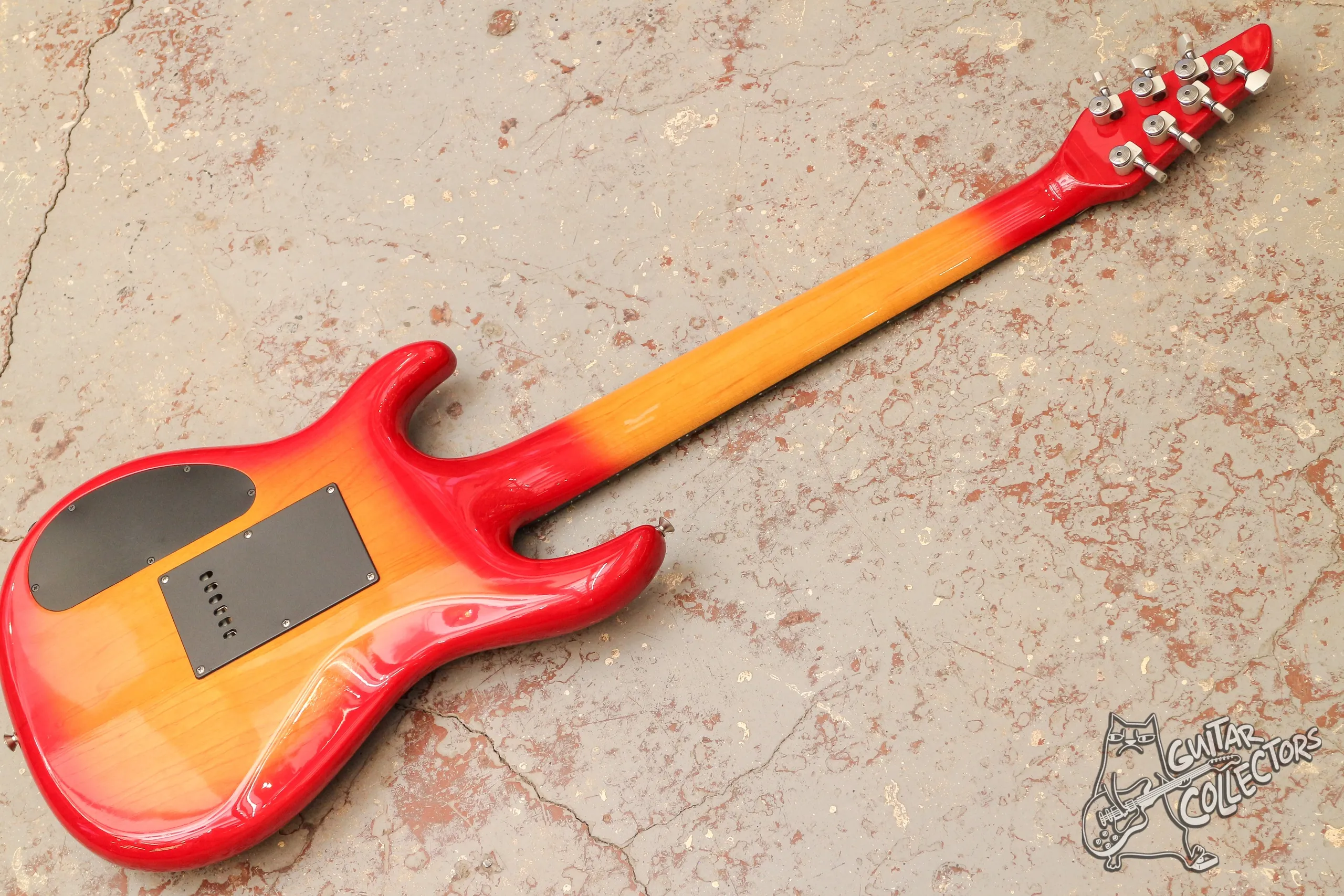Carvin DC 727