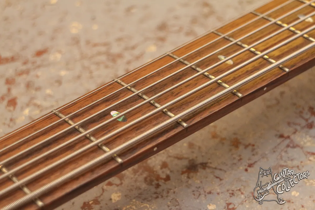 Ibanez SR 506 6-Str Bass