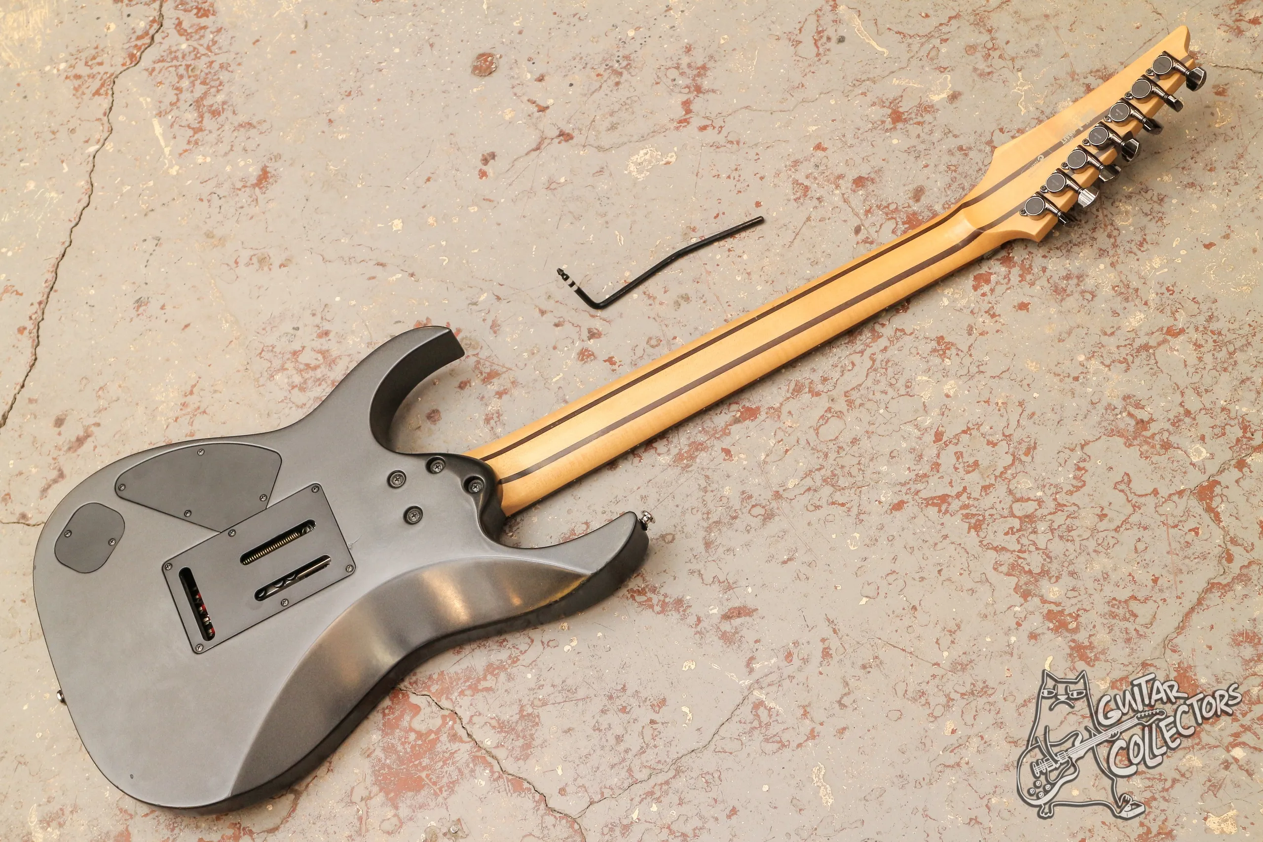Ibanez Prestige RG-1527 7-Str