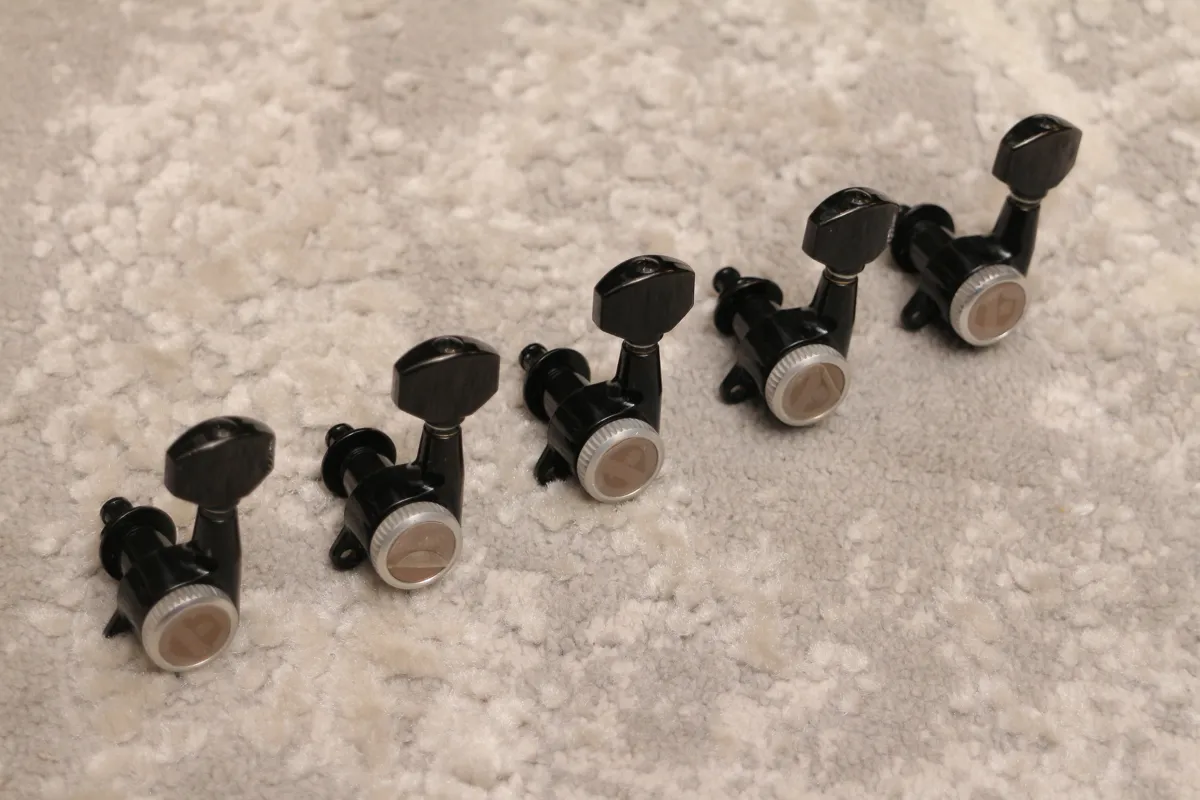 Gotoh MG T Black Локовый Колок 1шт